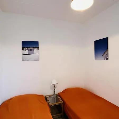 Rez-de-chaussee Avec Terrasse, A 100m De La Plage! 6 Couchages, Parking Inclus, Linge Fourni. - Fr-1-63-343 Appartement