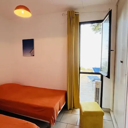 Rez-de-chaussee Avec Terrasse, A 100m De La Plage! 6 Couchages, Parking Inclus, Linge Fourni. - Fr-1-63-343 *